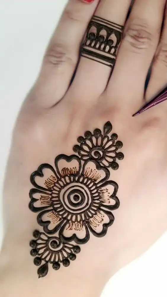 Finger Mehndi Design