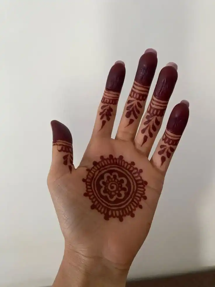 Finger Mehndi Design