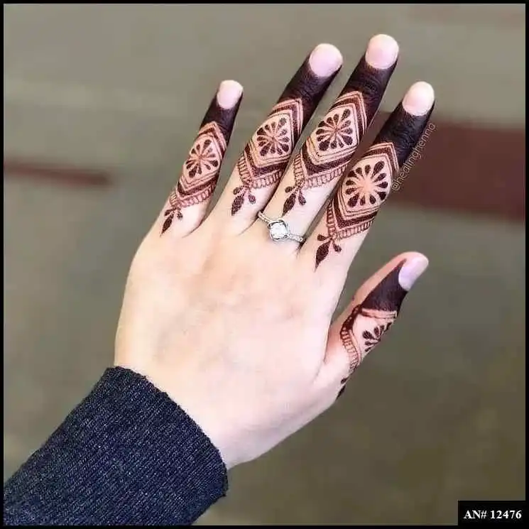Finger Mehndi Design