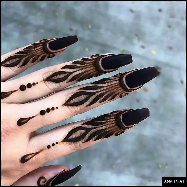 Finger Mehndi Design