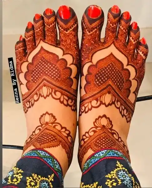 Foot Mehndi Design
