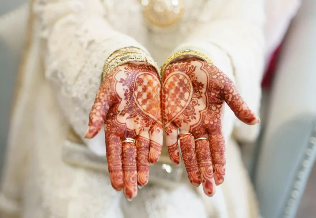 Front Hand Mehndi
