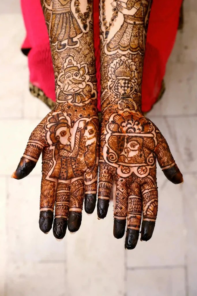 Front Hand Mehndi