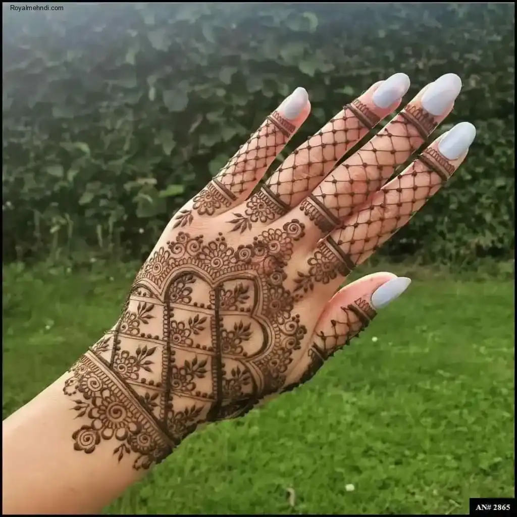 Girls Mehndi Design