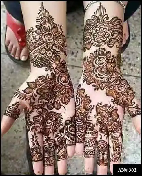 Girls Mehndi Design