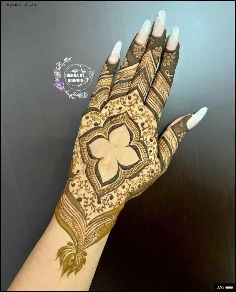 Girls Mehndi Design