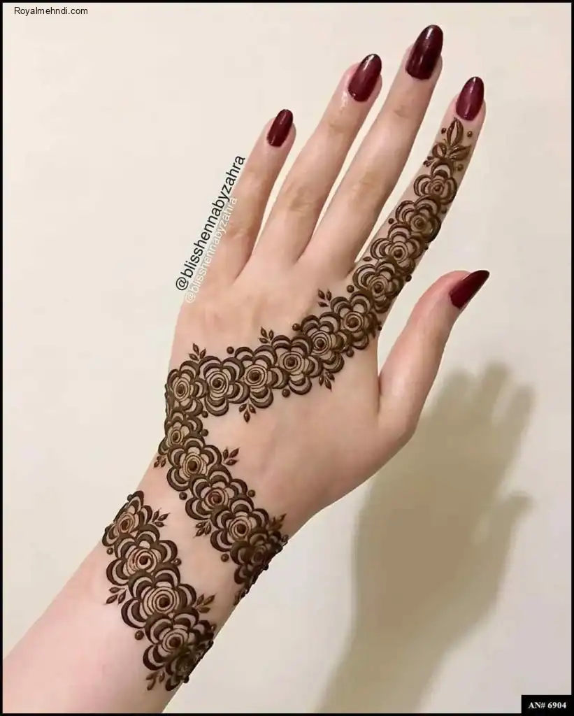 Girls Mehndi Design