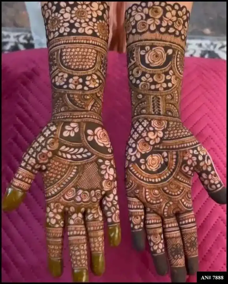 Girls Mehndi Design