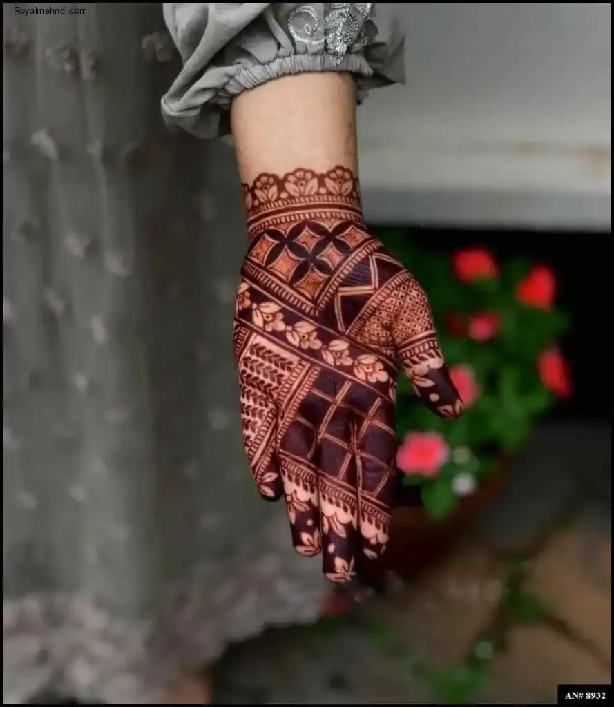 Girls Mehndi Design