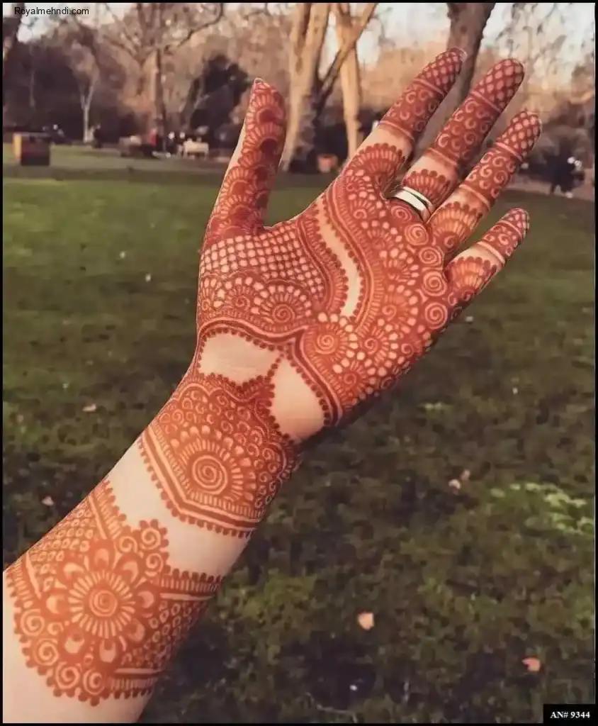 Girls Mehndi Design