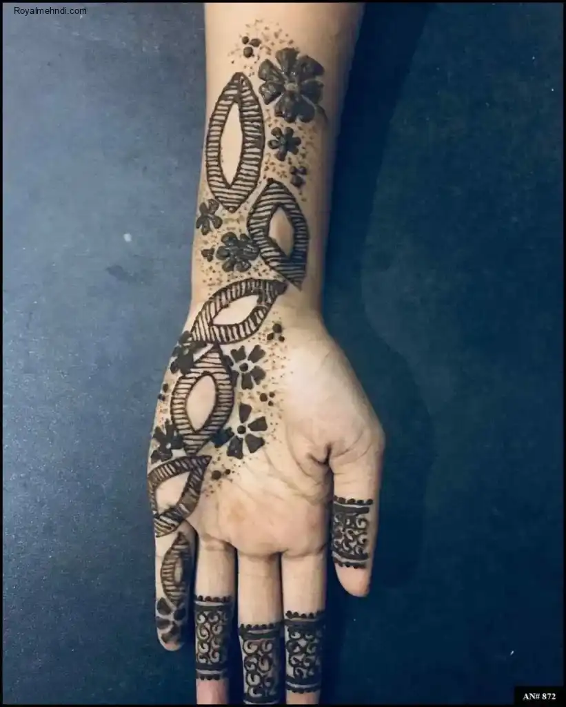 Girls Mehndi Design