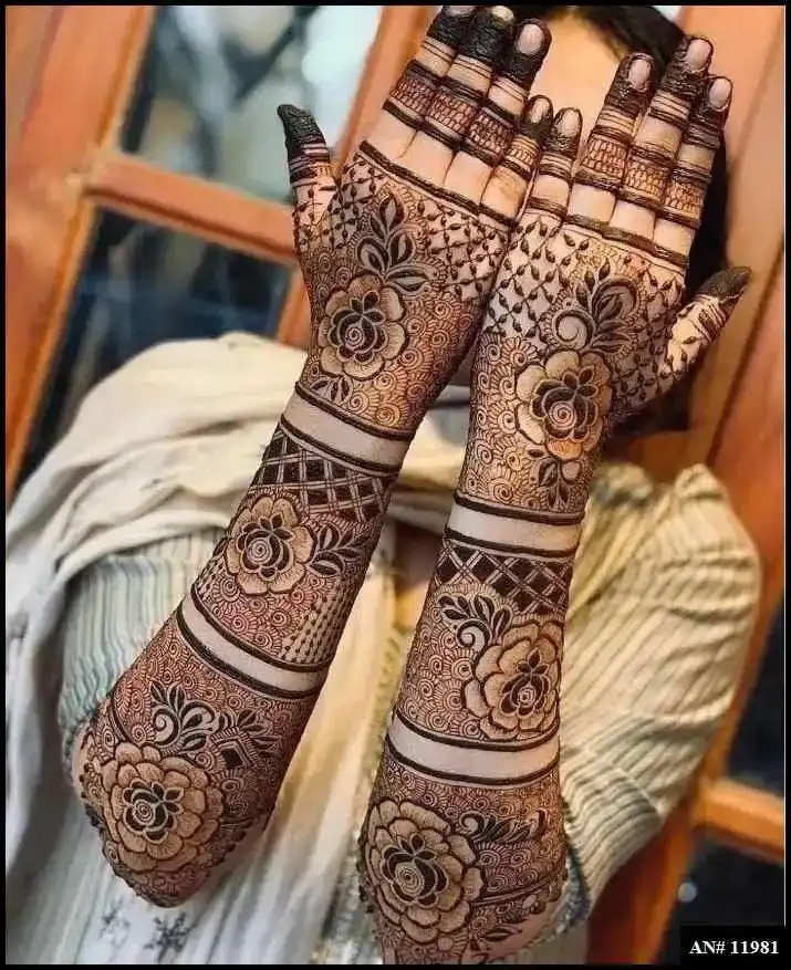 Girls Mehndi Design