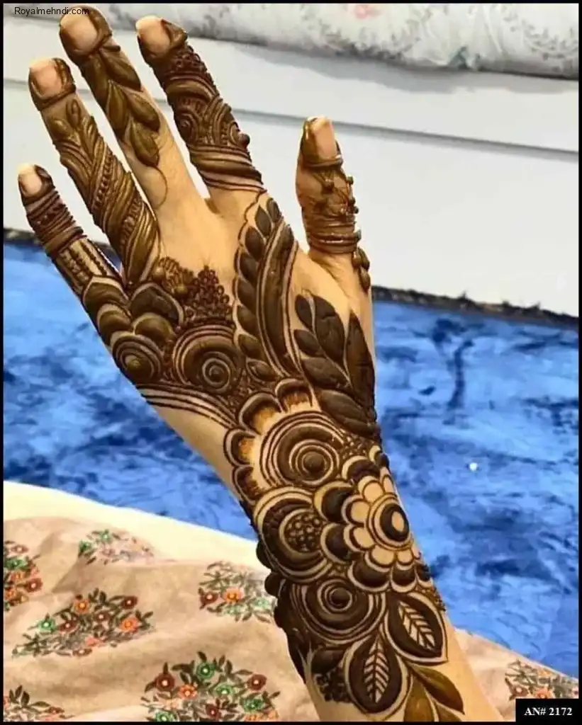 Pakistani Mehndi Design