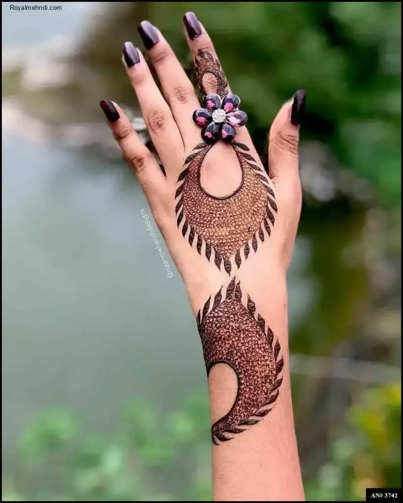 Pakistani Mehndi Design