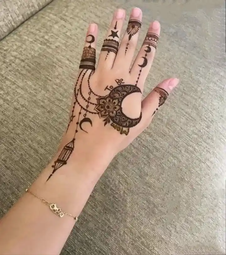 Ramadan Mehndi Design