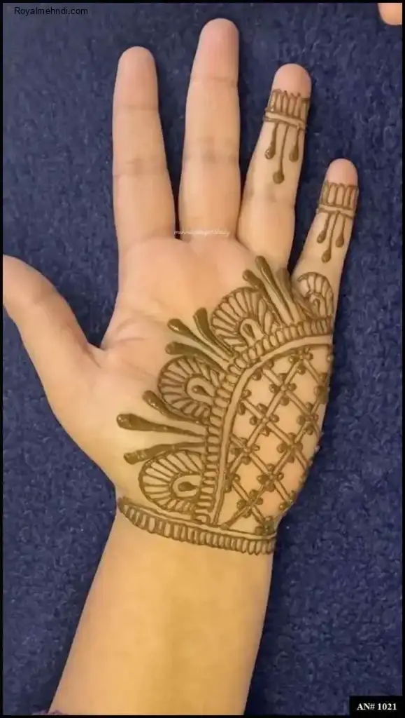 Khafif Mehndi Design