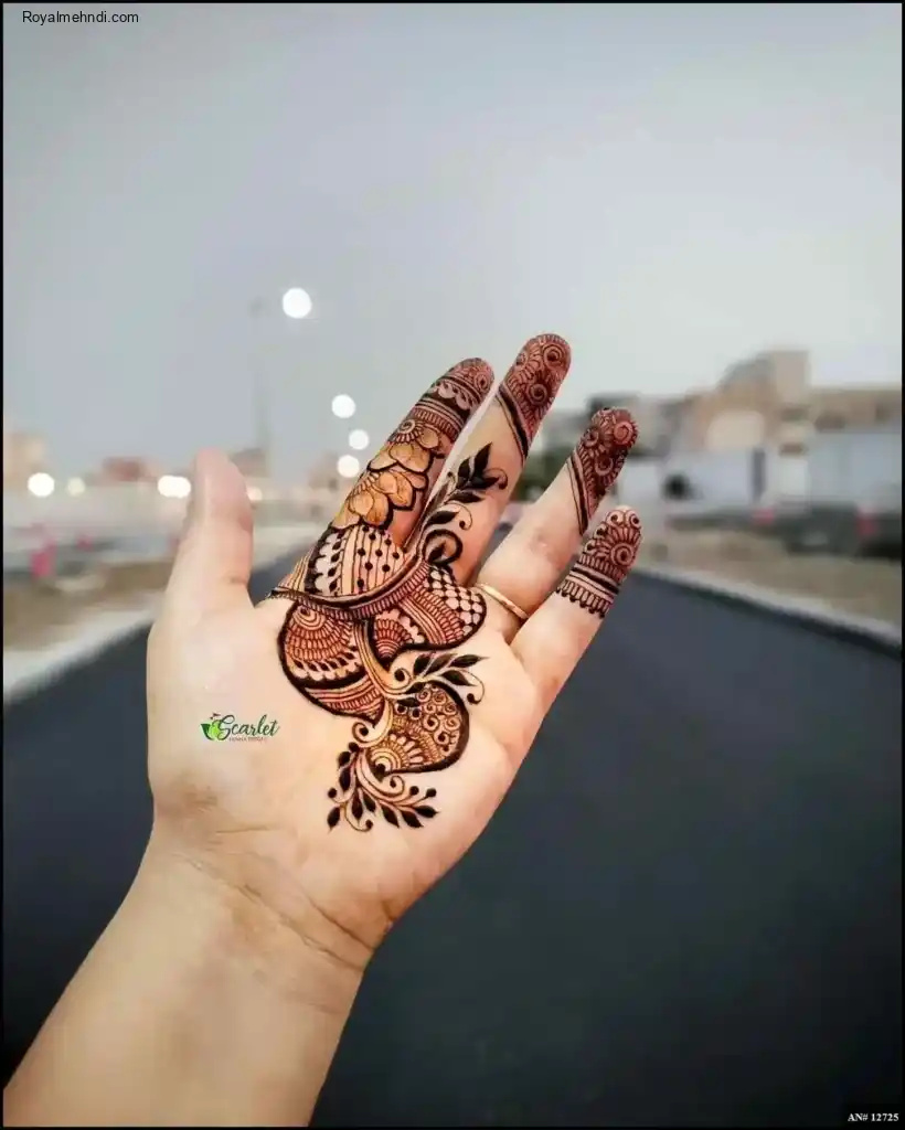 Khafif Mehndi Design