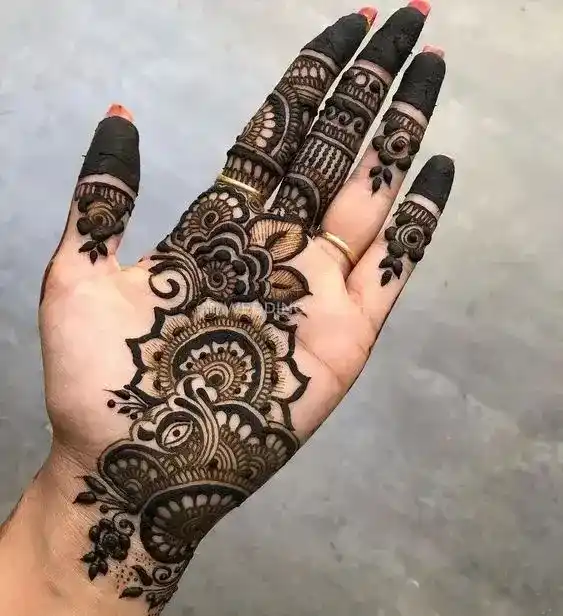 Khafif Mehndi Design