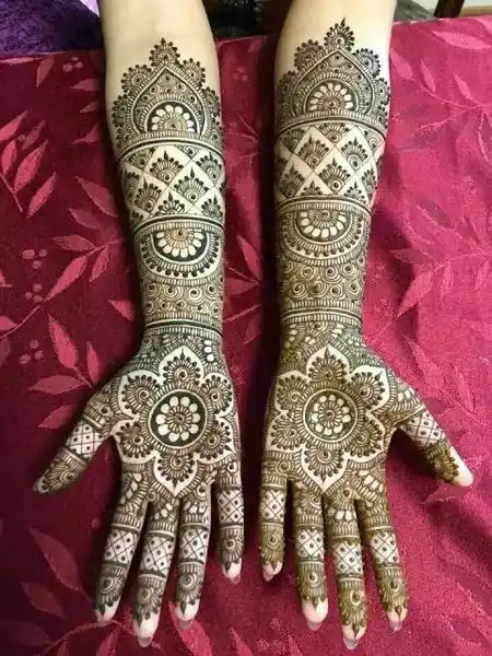 Modern Mehndi Design