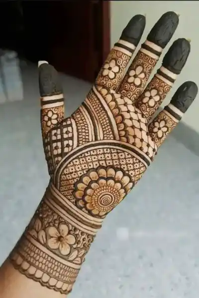 Modern Mehndi Design