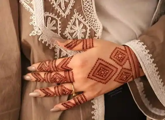 Modern Mehndi Design