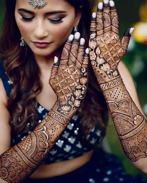 Modern Mehndi Design