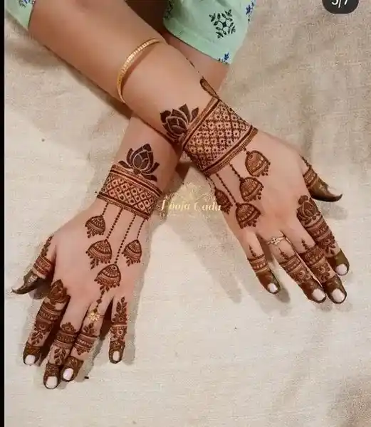 Modern Mehndi Design