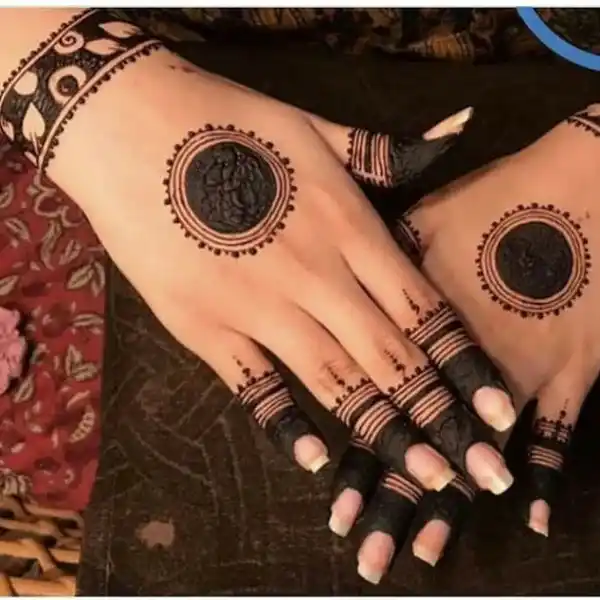 Modern Mehndi Design