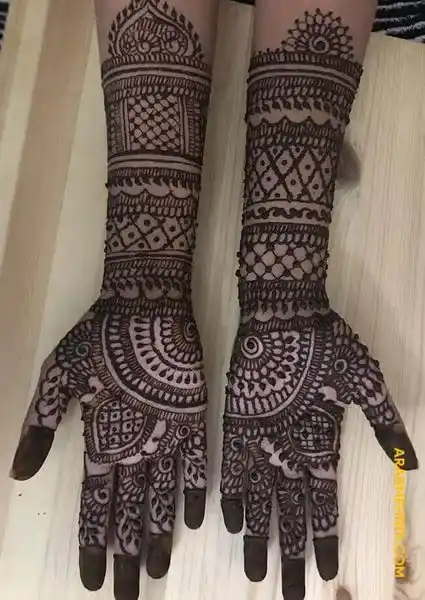 Modern Mehndi Design