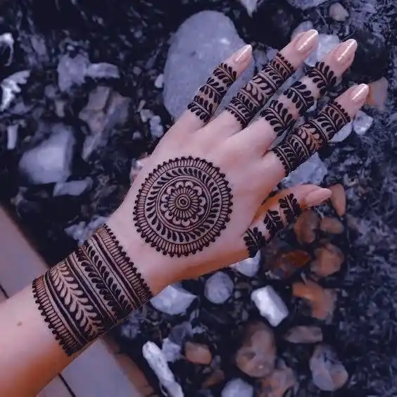 Modern Mehndi Design
