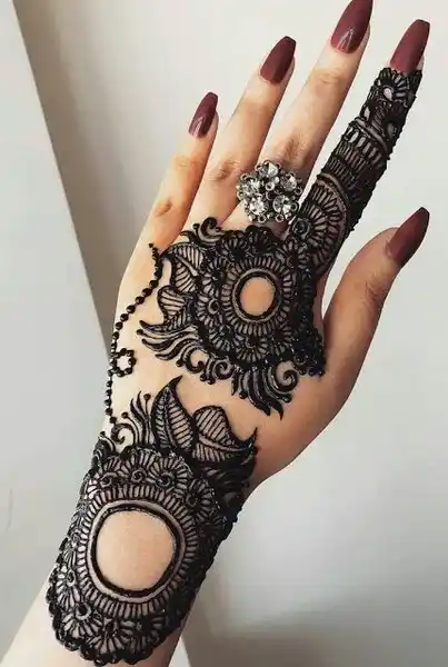 Modern Mehndi Design