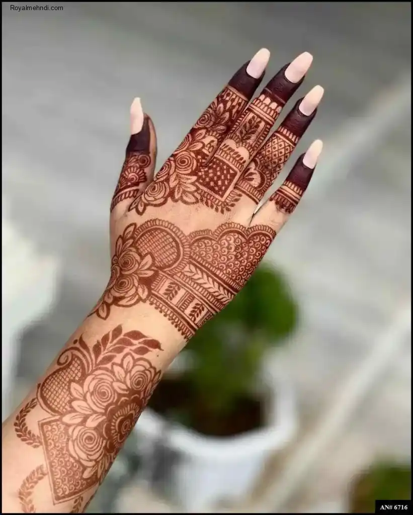 Modern Mehndi Design