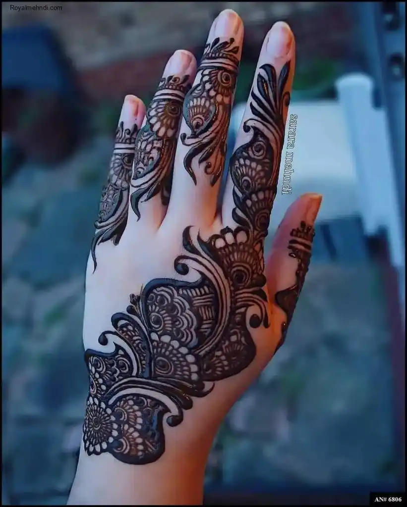 Modern Mehndi Design