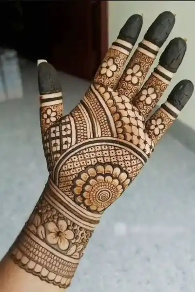 Modern Mehndi Design